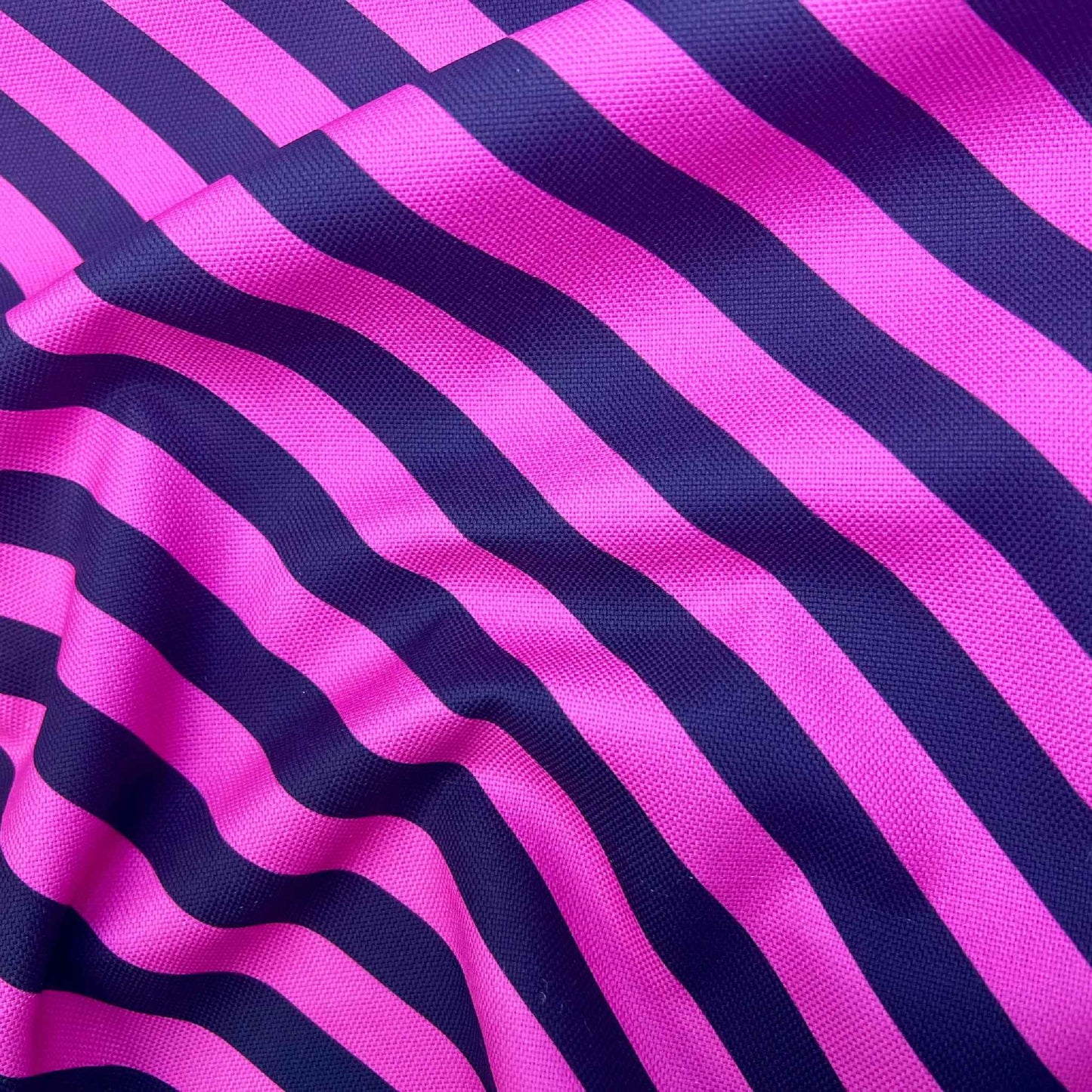 Panel Canvas - Streifen schwarzpink