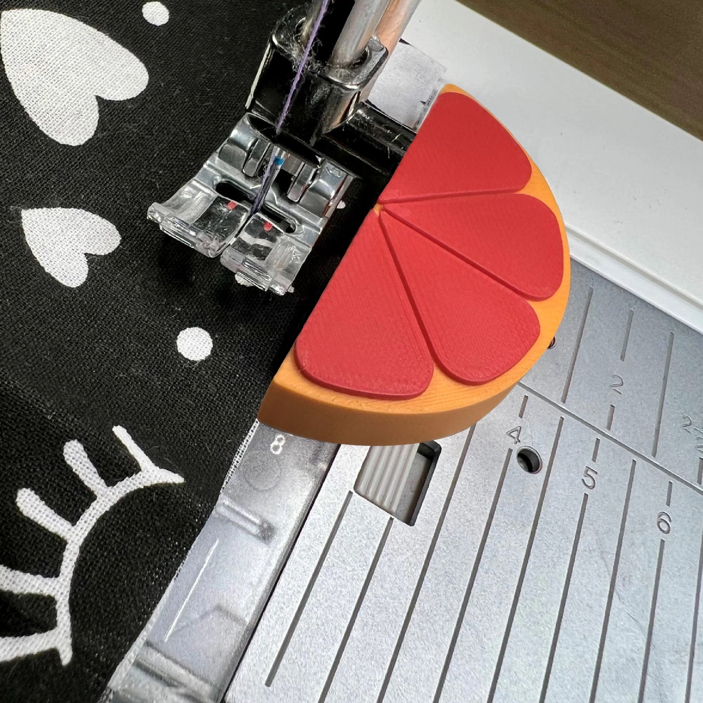 Saumhilfe Blutorange