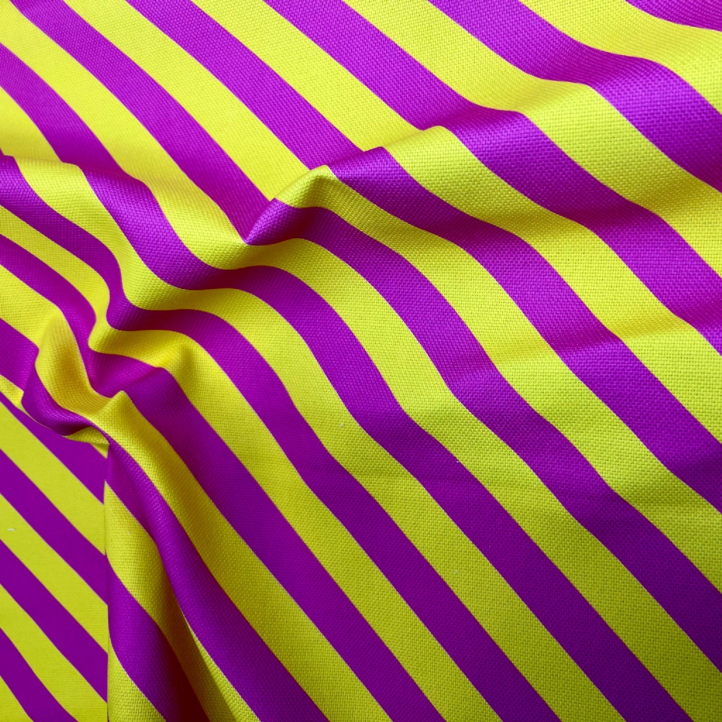 Panel Canvas - Streifen gelbpink